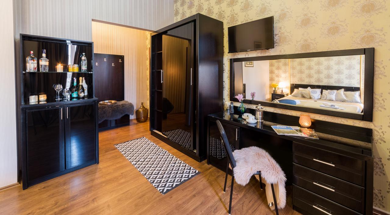Gold Star Hotel Тбилиси Экстерьер фото