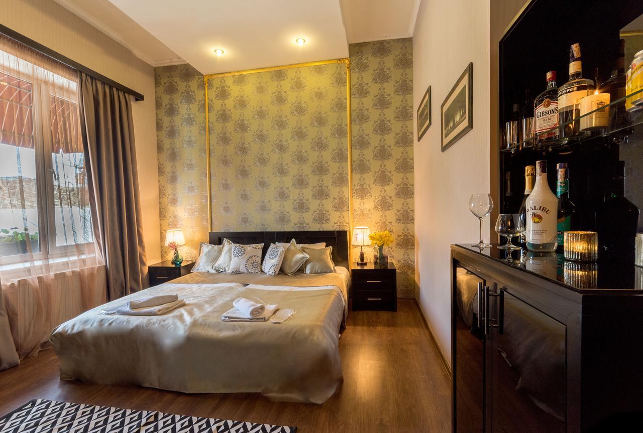 Gold Star Hotel Тбилиси Экстерьер фото